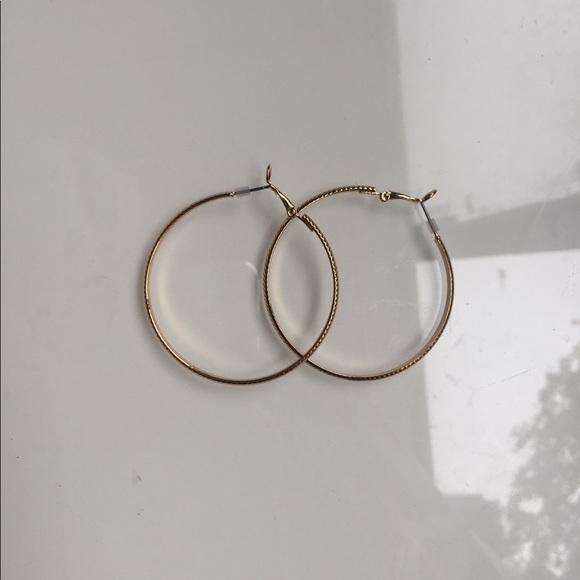 Brand New “Fishbone” Detail Gold Hoops - Picture 2 of 4